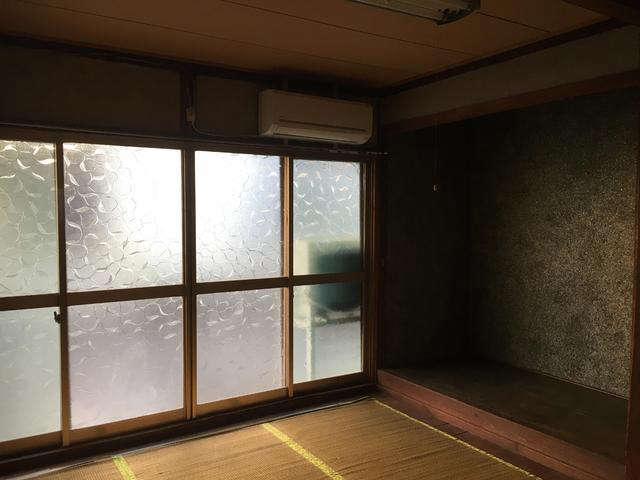 Second-hand detached houses Chukai Station on the Kure Line / 13-minute walk - Thumbnail 3