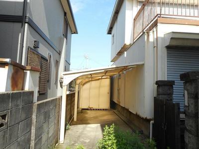 Significant repair required (repair costs are borne by the resident) ・ Usage: Not used for 15 years ・ 1.2km to supermarket, 0.3km to convenience store — Image 1, Takasago, Hyogo