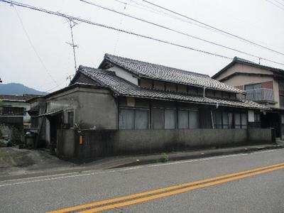 Stores and houses along the national highway. — Image 4, Uchiko, Ehime