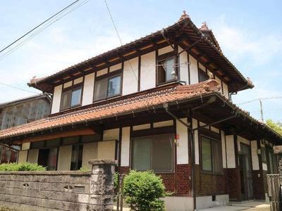 Second-hand detached houses  Bus Shimo-Shinjo Stop 1 minute — Image 1, Takehara, Hiroshima
