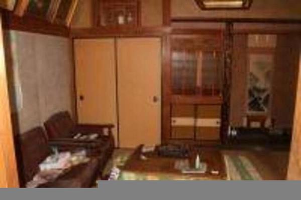Traditional 8DK House in Minami Awaji - Corner Plot with Garden - Thumbnail 3