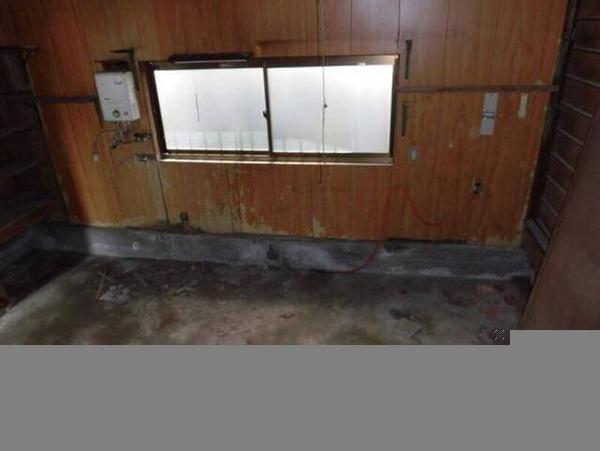 Traditional 8DK House for Sale in Minami Awaji - 314sqm Land - Thumbnail 4