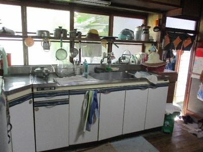 An old private house with a kitchen garden. — Image 4, Uchiko, Ehime