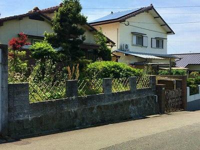The front road is wide and sunny. Jr Togo Train Station is a 15-minute walk away in a quiet residential area. It is a large site that can expand the parking space. — Image 1, Munakata, Fukuoka