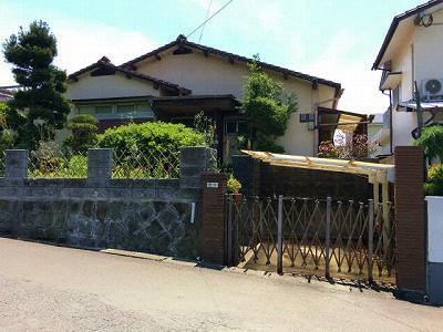 The front road is wide and sunny. Jr Togo Train Station is a 15-minute walk away in a quiet residential area. It is a large site that can expand the parking space. — Image 1, Munakata, Fukuoka