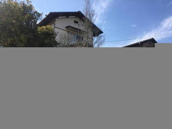 Hilltop 5DK House with Ocean Views in Takehara, Hiroshima - Main Image