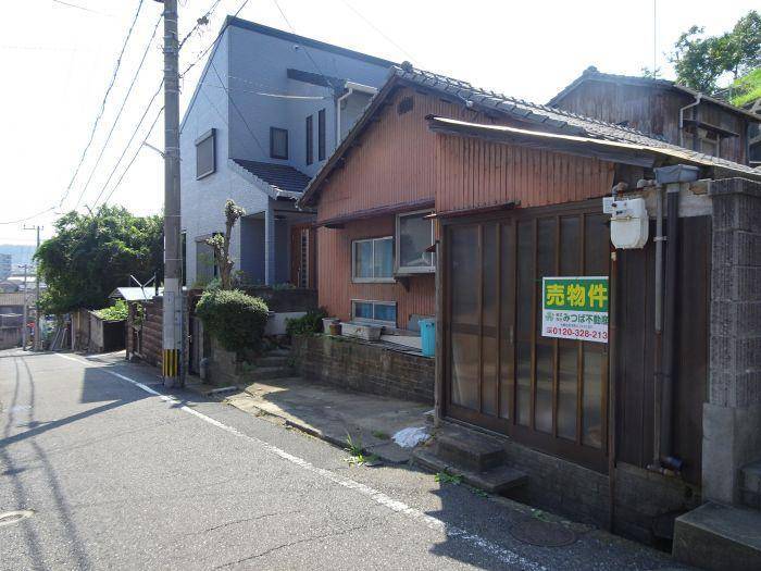 Bus Okidai 1-chome stop 4 minutes - Thumbnail 2