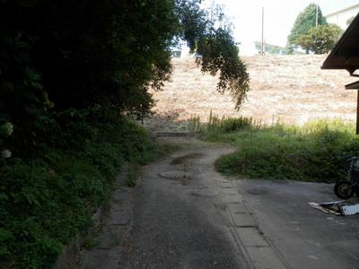 JR Kagoshima Main Line Akama Station / 26 minutes on foot JR Kagoshima Main Line Akama Station / 26 minutes on foot — Image 1, Munakata, Fukuoka