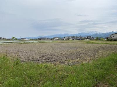 Kamagafuchi Station on the Toyama Chihou Railway Tateyama Line / 5 minutes on foot — Image 1, Tateyama, Toyama