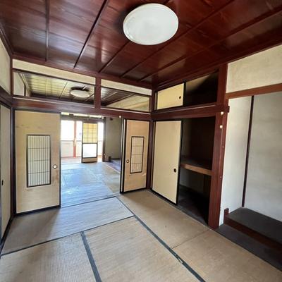 Ainokaze Toyama Railway Isurugi Station / 75 minutes on foot — Image 2, Oyabe, Toyama