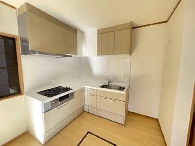 4LDK House for Sale in Atsuta Ward, Nagoya — Image 2, Atsuta, Aichi