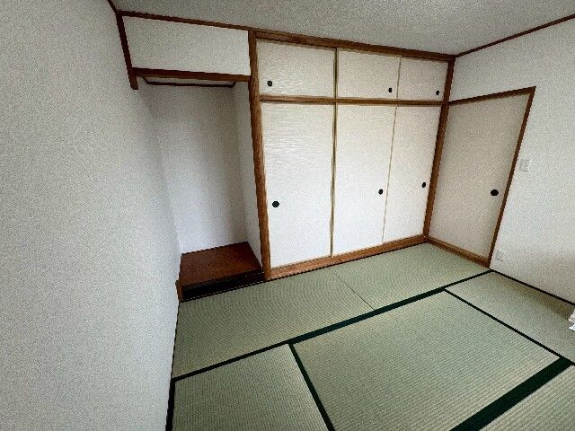 3LDK Apartment for Sale in Kanie Town, Aichi - Thumbnail 2