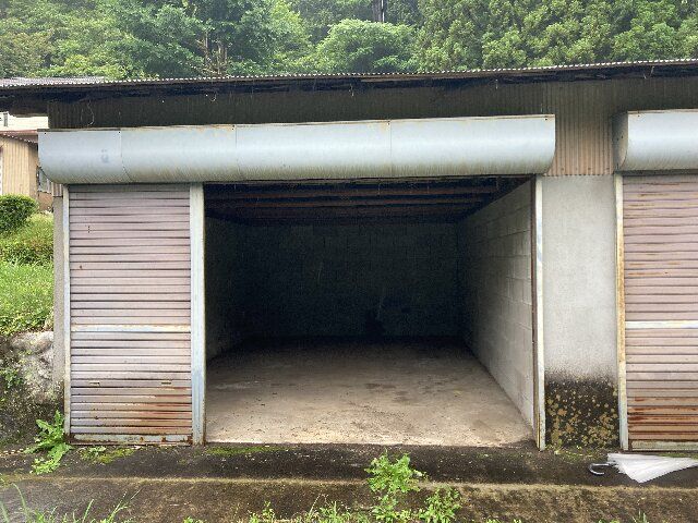 1952 Traditional House in Shinshiro with 239.6m² Land - Thumbnail 2