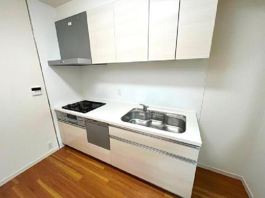 2LDK Apartment for Rent in Nagakute City, Aichi - Thumbnail 2