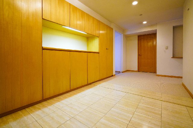 3SLDK Apartment for Sale in Higashi Ward, Nagoya - Thumbnail 4
