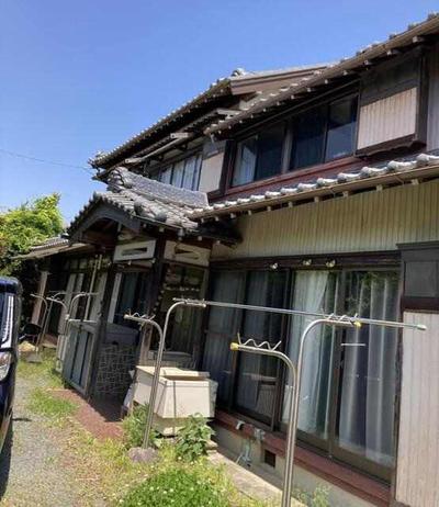 Spacious 8DK House in Shinshiro with Large Land Plot — Image 1, Shinshiro, Aichi