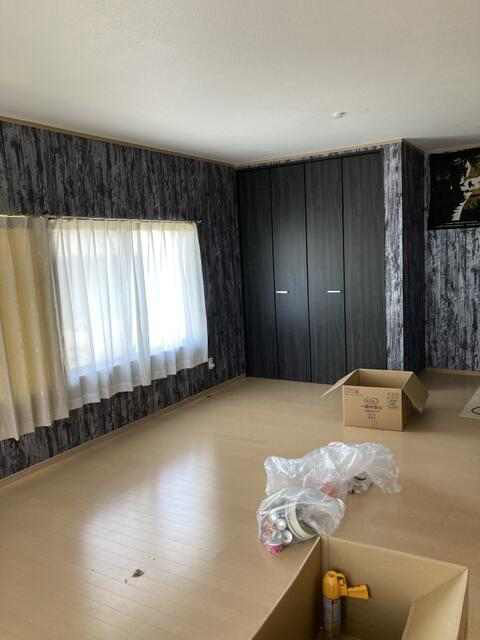 Spacious 8DK House in Shinshiro with Large Land Plot - Thumbnail 2