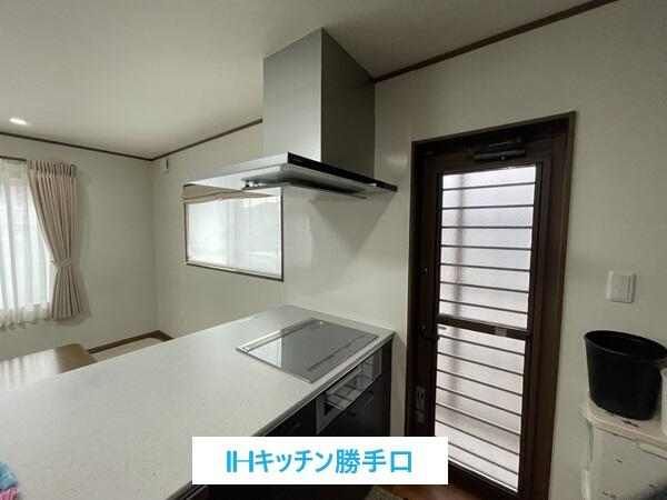 Modern 5LDK House in Kounan City, Aichi - Thumbnail 2