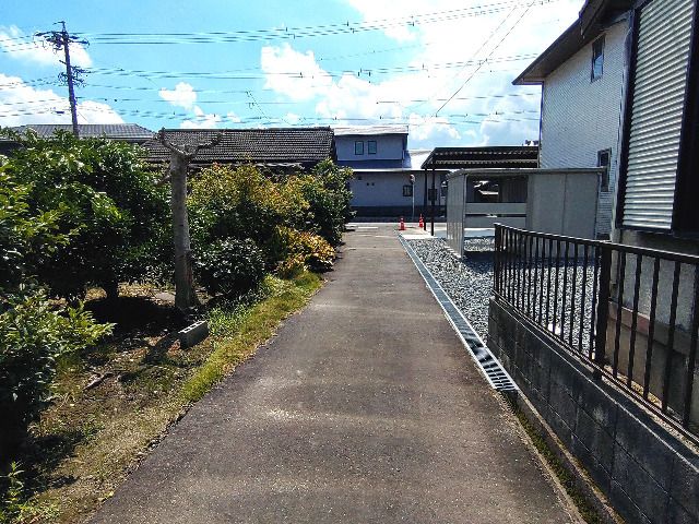 6LDK House for Sale in Inazawa, Aichi on 236m² Land - Thumbnail 3