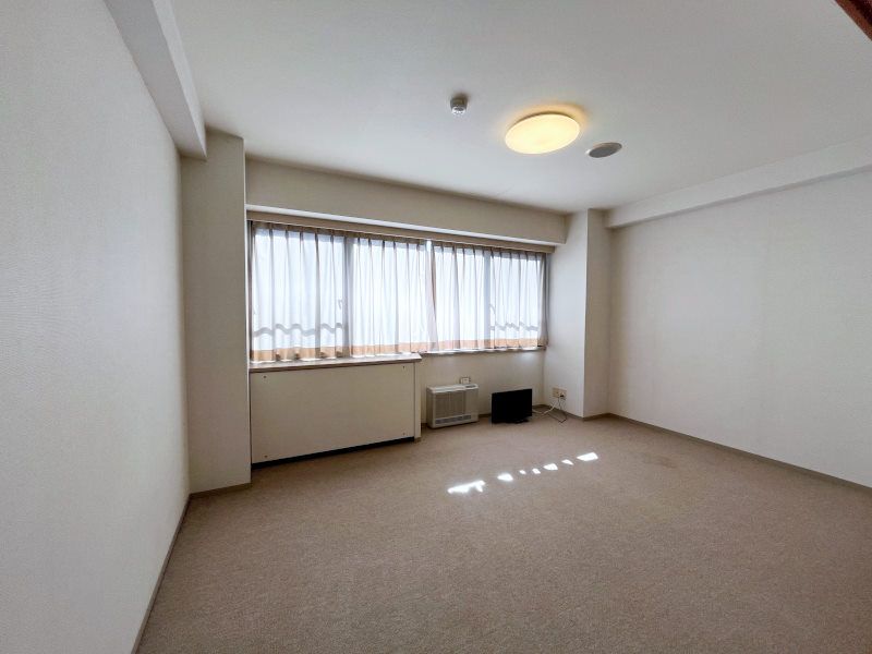 2K Apartment for Sale in Minamiuonuma, Niigata - 41.28m² - Thumbnail 2