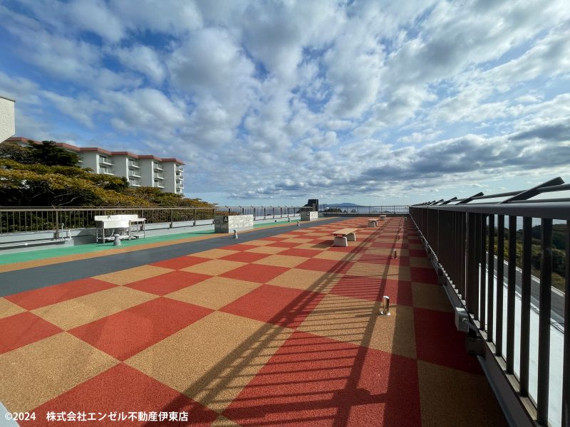 Court Villa Atagawa Resort Condo with Onsen & Pools in Shizuoka - Thumbnail 4