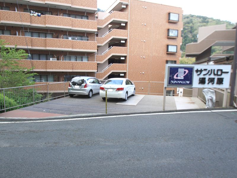 2DK Apartment for Sale in Atami, Shizuoka - 50.1m² - Thumbnail 2