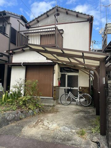 3K Detached House for Sale in Kochi City, Kochi Prefecture - Thumbnail 2