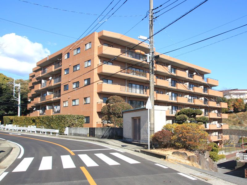 Traditional House for Sale in Yugawara, Kanagawa - 5DK+N - Thumbnail 2