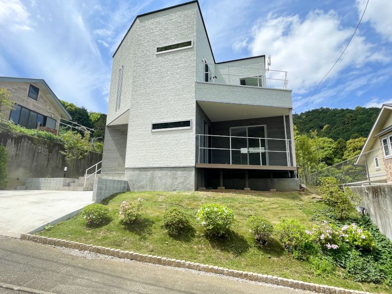 Gentle Izu Nagaoka 13-Story Resort Condominium in Izu no Kuni - Thumbnail 3