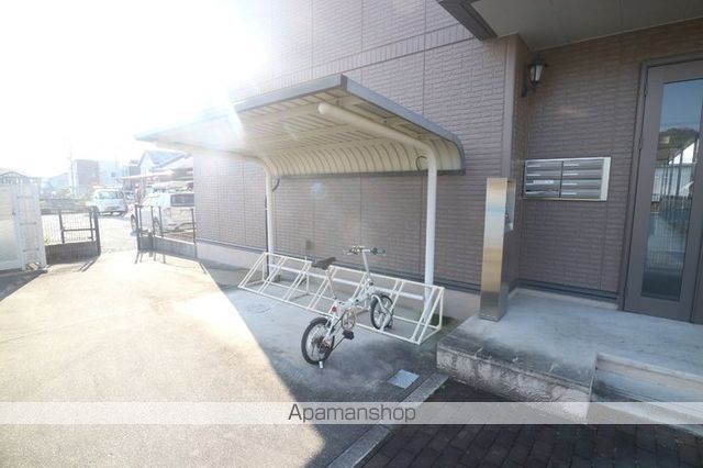 1LDK Apartment for Rent in Tatsuno, Hyogo - Thumbnail 3