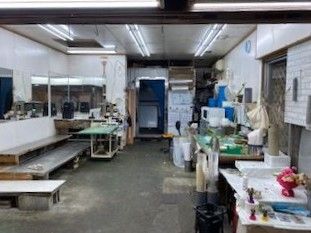 100 Yen Rental Flower Shop in Yokohama's Hamamarket Arcade - Thumbnail 4