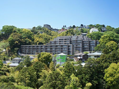 2LDK Condo in Atami's Beverly Heights with Onsen & Pool - Thumbnail 2