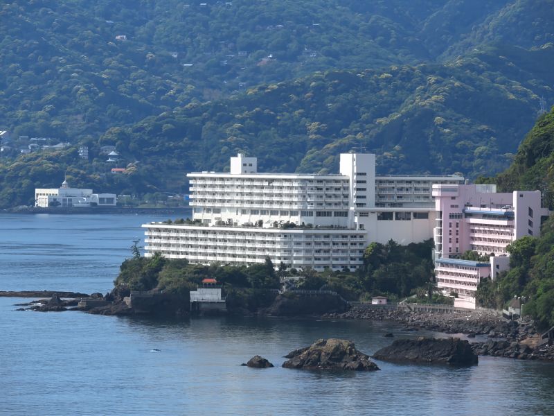 Chateau Tel Aganezaki 1LDK Resort Condo in Atami with Hot Spring - Thumbnail 3