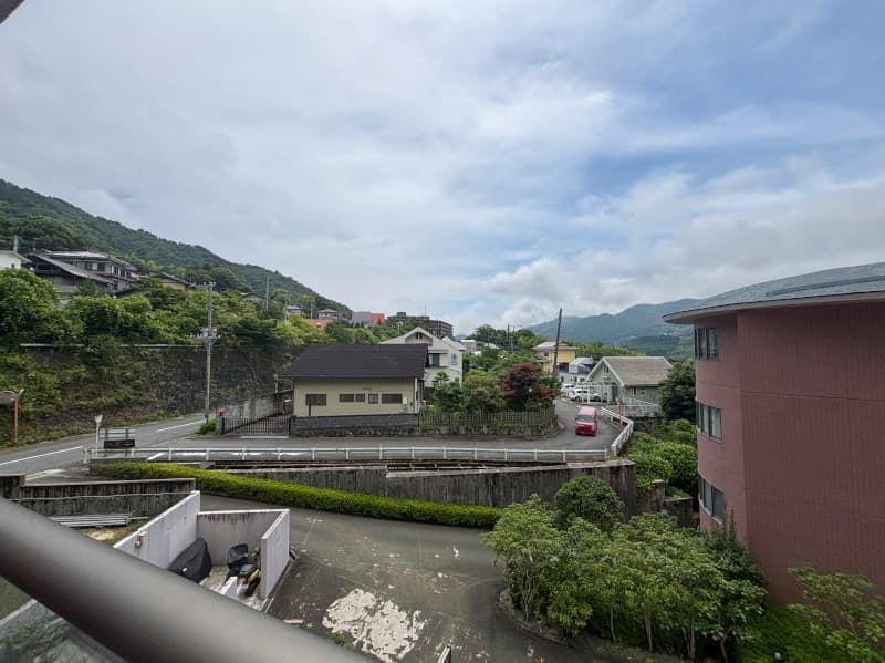 1LDK Apartment for Sale in Yugawara, Kanagawa - 67.99 sqm - Thumbnail 2