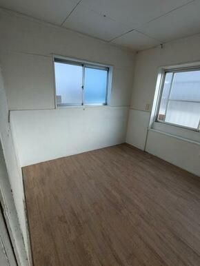 Warehouse for Sale in Kochi City, 208 sqm, Near Station - Thumbnail 2