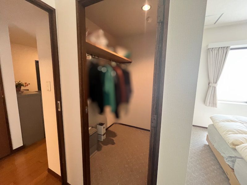 2LDK Resort Apartment for Sale in Atami Izusan, Shizuoka - Thumbnail 4