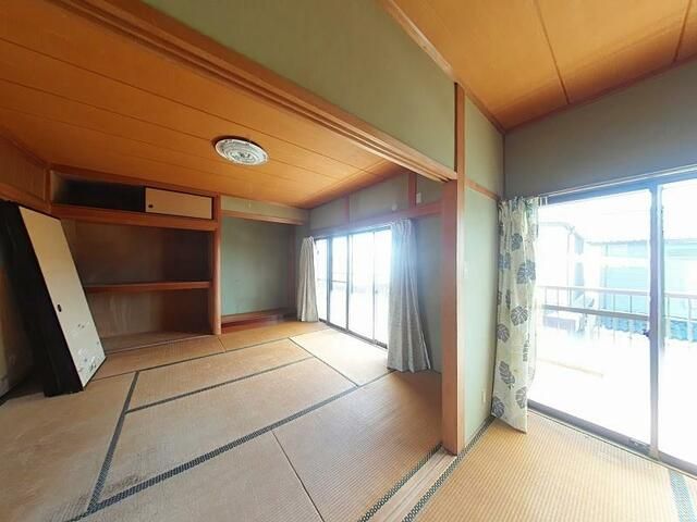5LDK Steel House for Sale in Kōchi City with Parking - Thumbnail 4