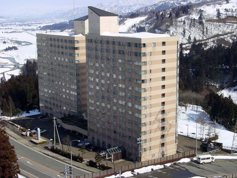 Piste Ishiuchi 2DK Resort Condo for Sale in Niigata Ski Area - Thumbnail 2