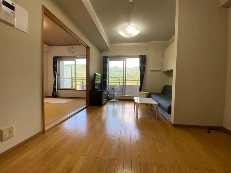 1LDK Resort Condo in Granview Kita-Karuizawa with Onsen - Thumbnail 4