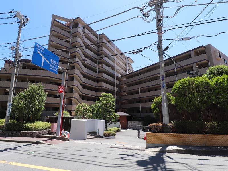 Adenium Atami Suikouen 2LDK Resort Condo Near Station & Hot Spring - Thumbnail 4