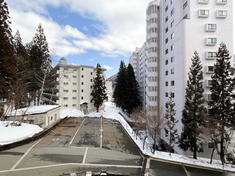 Seibu Villa Naeba 5 Resort Condo for Sale in Niigata Ski Country - Thumbnail 3