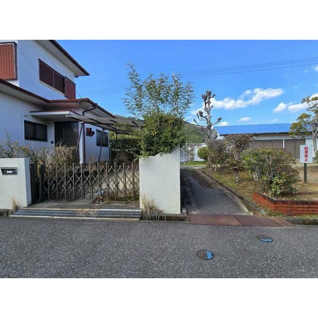 Land for Sale in Kōnan City – 143.74 sqm Building Lot - Thumbnail 2