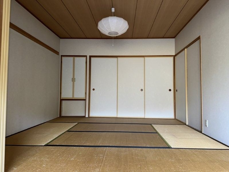 Famille Villa Yamanakako 2 Condo for Sale with Mt. Fuji Area Views - Thumbnail 4