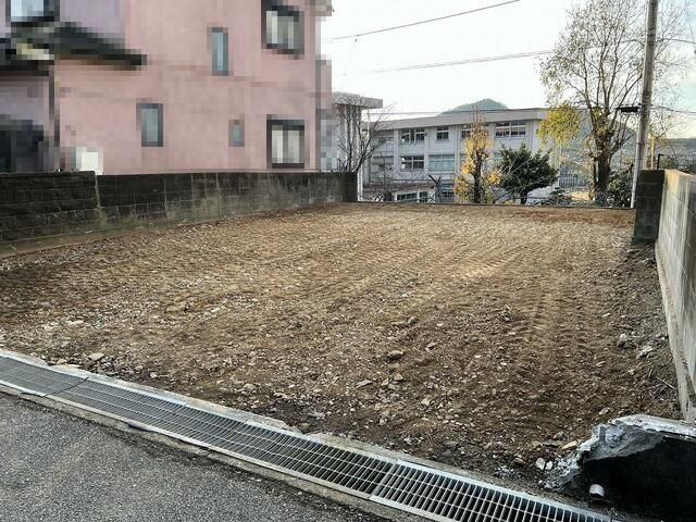 Residential Land 145.11 sqm for Sale in Kochi City, Kochi - Thumbnail 3