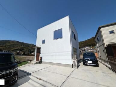 Modern 2SLDK House for Sale in Nankoku City, Kochi – 98.53 sqm - Image 1