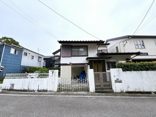 5DK Detached House in Kochi City, 116.21 sqm, 270.73 sqm Lot - Thumbnail 4