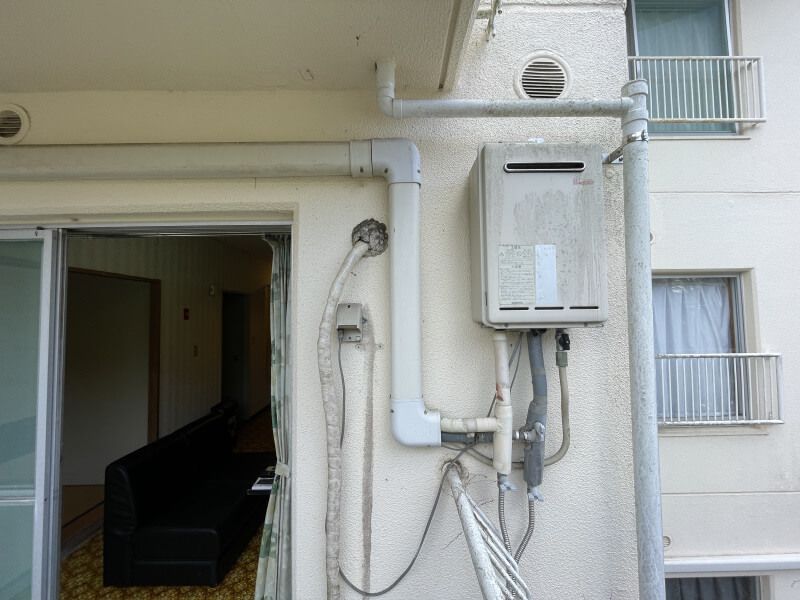 Fujita Usami Mansion A 1LDK with Private Onsen in Ito - Thumbnail 3