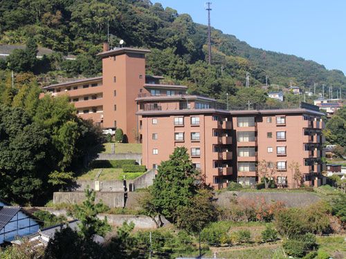 Royal Van Belle Atami 1LDK Resort Condominium ¥4.9M - Thumbnail 2