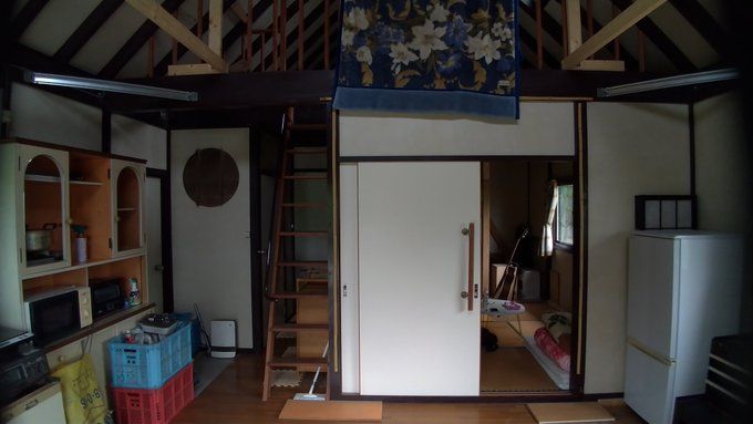 DIY Treehouse-Style 2LDK Cottage for Sale in Kuju, Oita - Thumbnail 2