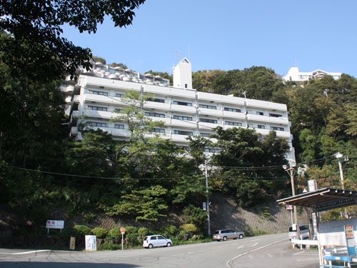 Lions Mansion Atami Izusan 2LDK Condo with Onsen & Bay Views - Thumbnail 3
